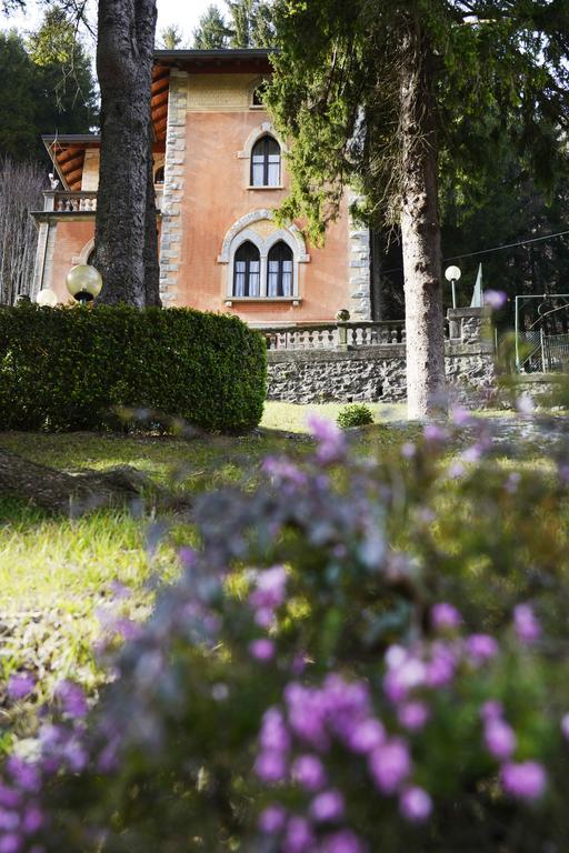 Villa Pinetina B&B Lasnigo Dış mekan fotoğraf